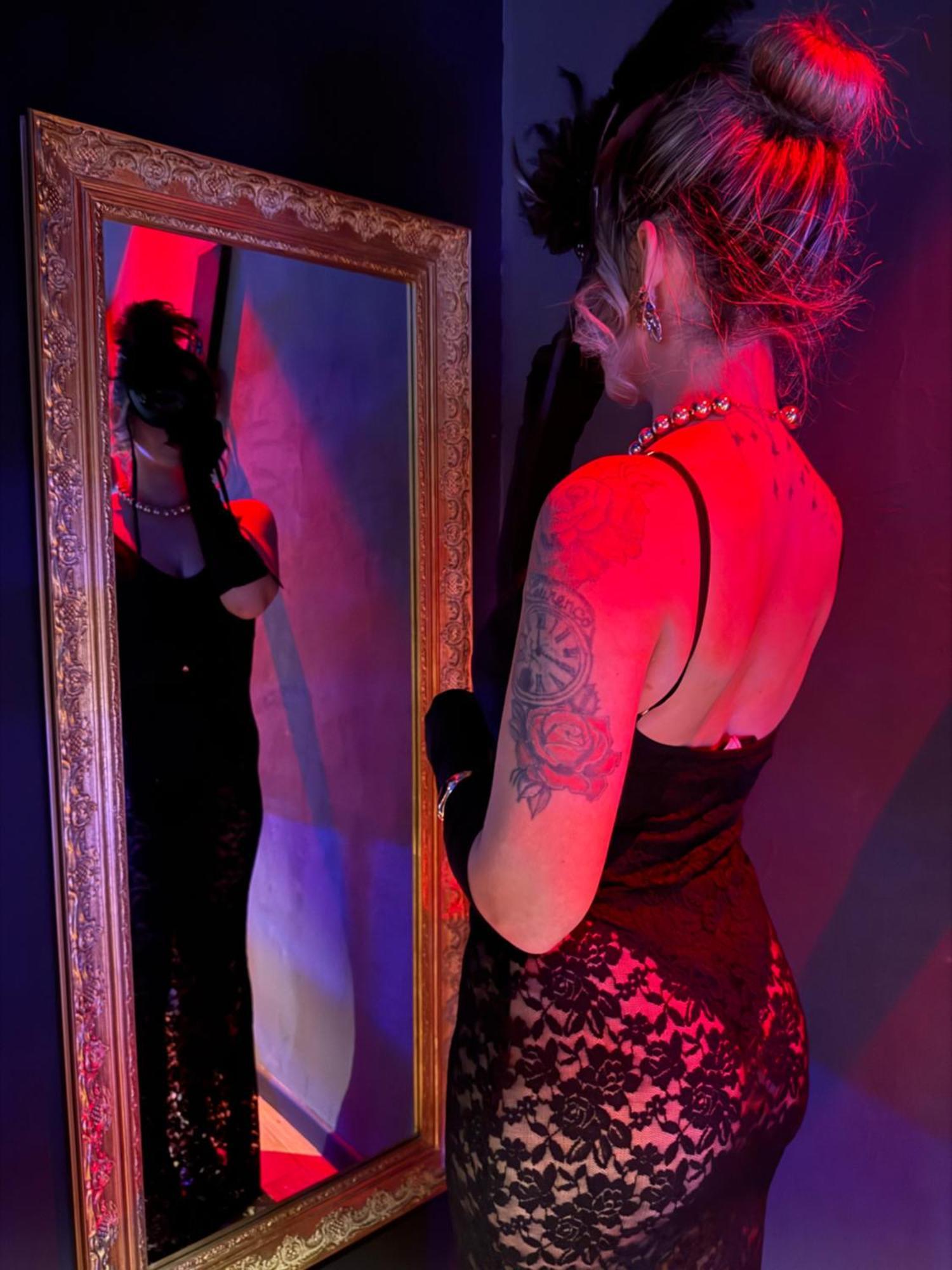 Loveroomxspa Bourg-Saint-Christophe Esterno foto