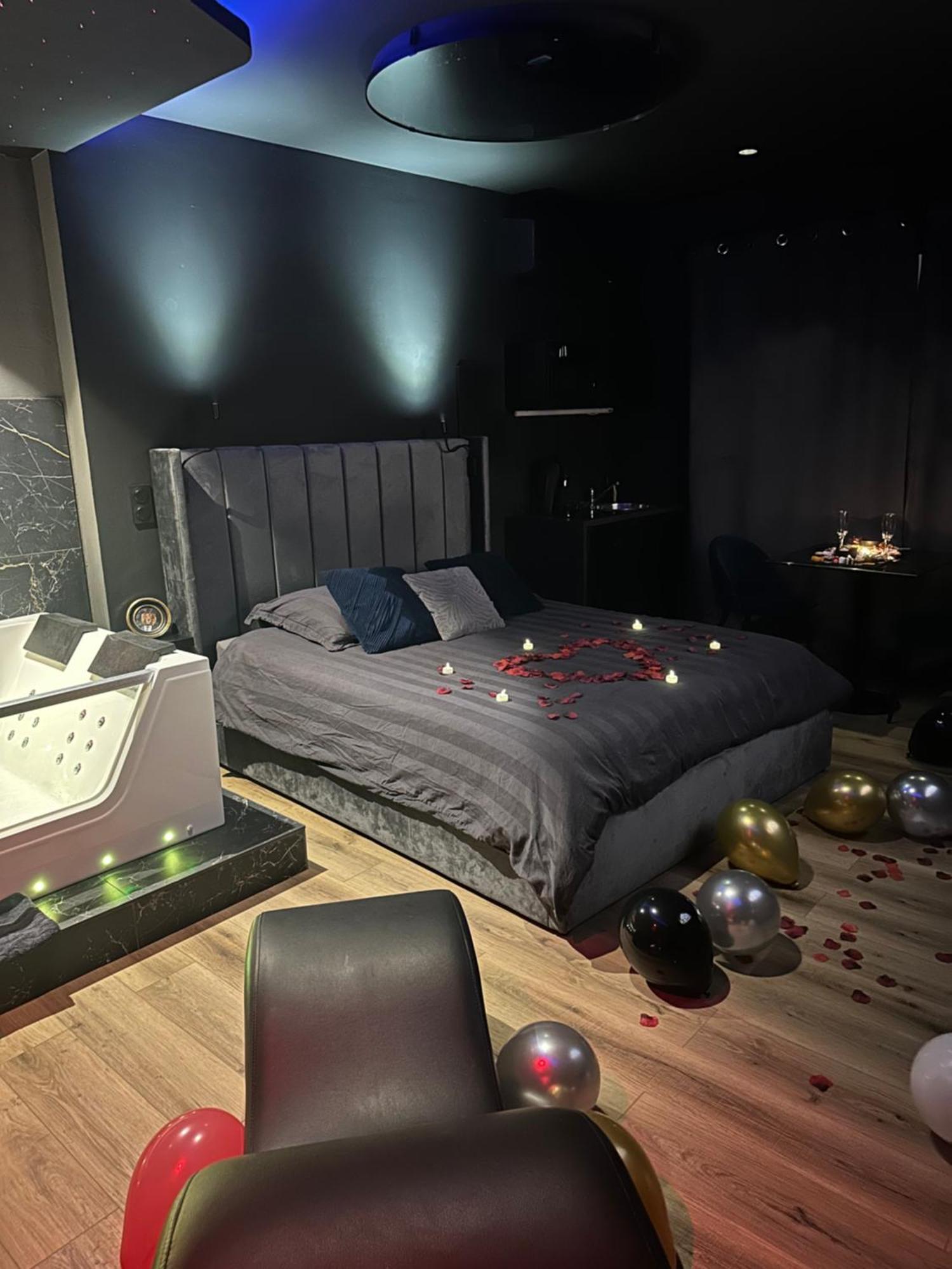 Loveroomxspa Bourg-Saint-Christophe Esterno foto
