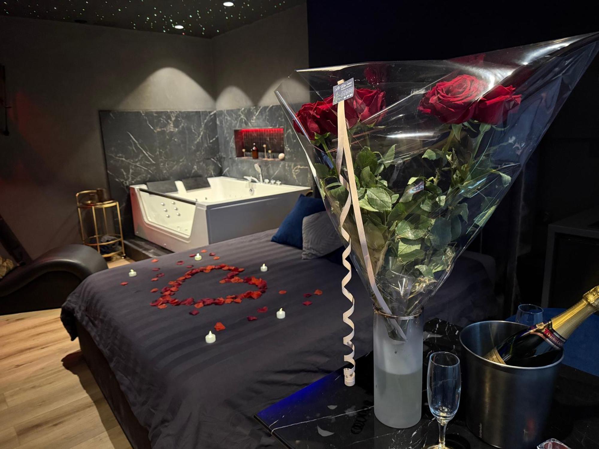Loveroomxspa Bourg-Saint-Christophe Esterno foto